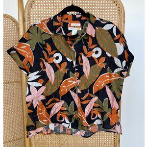 C&C California 100% Linen Tropical Button Down